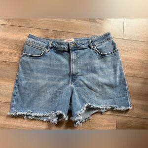 Wrangler Light Blue Denim Shorts size 34